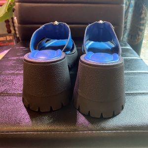 Free people zip up slide on. Never worn. Size 71/2